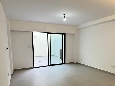 Zelada 6100