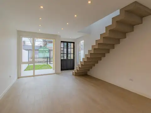 Casa en Venta en Constitucion, USD 244.000