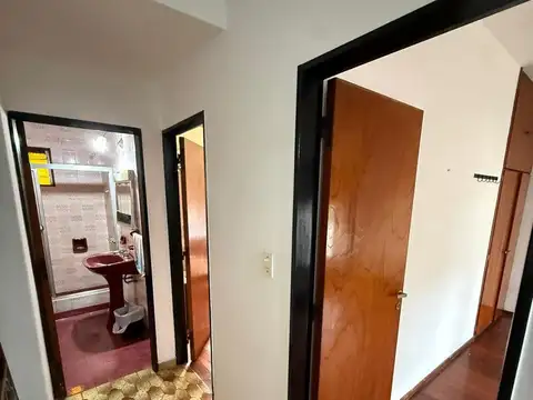 Departamento 5 ambientes con 2 baños