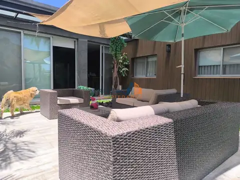 Casa en Alquiler en Horizontes al Sur, USD 2.500