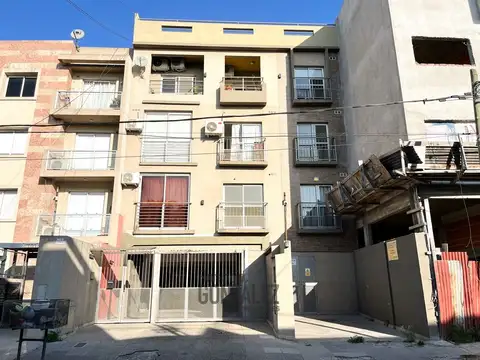 ALQUILER DPTO 2 AMB C/COCHERA AL FRENTE EN VILLA LUZURIAGA!