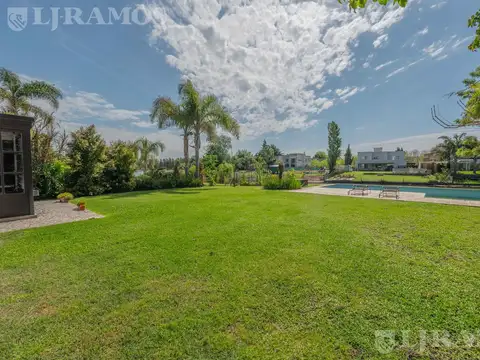 Casa en Venta al Noroeste