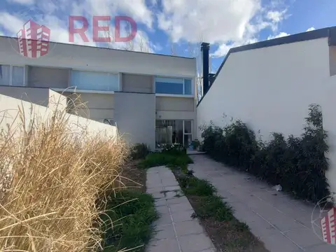 Depto Tipo Casa en Venta en Centenario, USD 185.000