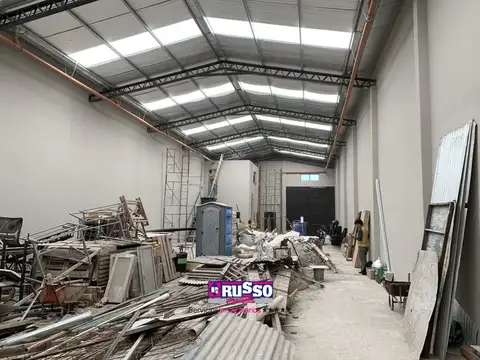 Venta galpón San Justo 310 m²