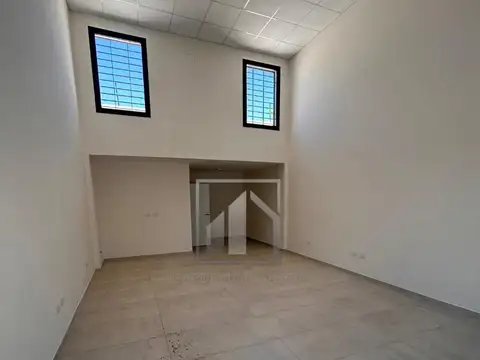 Local Comercial en Alquiler - Manantiales I