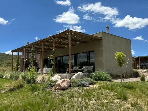 venta casa 3 dormitorios estancia atamisque tupungato mendoza