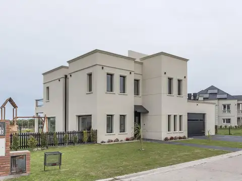 Casa en Venta al Noroeste