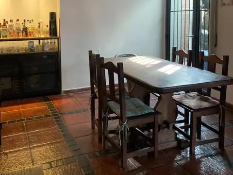 Depto Tipo Casa 2 ambientes con 1 baño