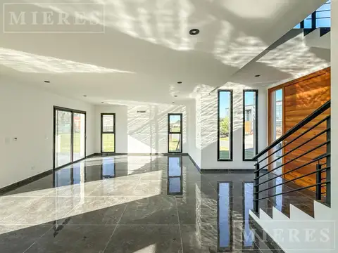 Casa en Venta al Noroeste