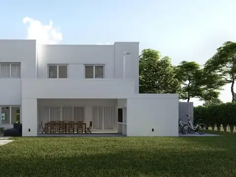 Casa en Venta con 2 cocheras