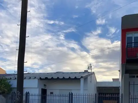 VENTA de Casa 3 AMBIENTES en MUTUAL, CALETA OLIVIA.