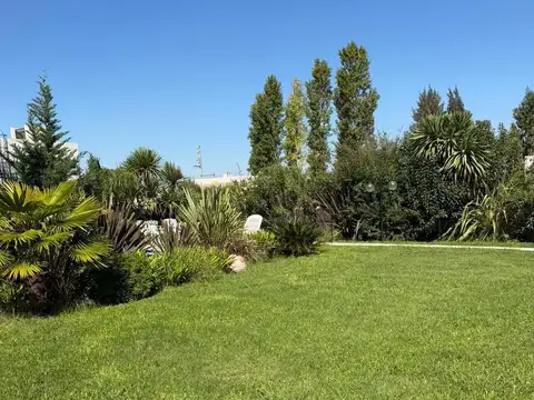 Casa 6 ambientes con 3 baños