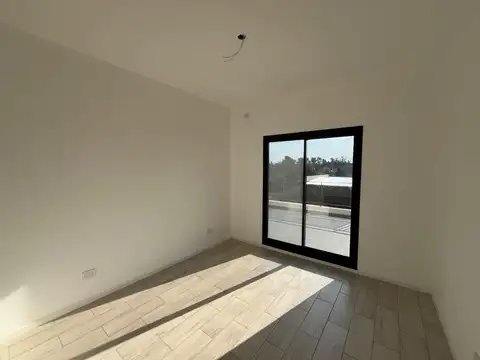 Casa 5 ambientes con 1 baño