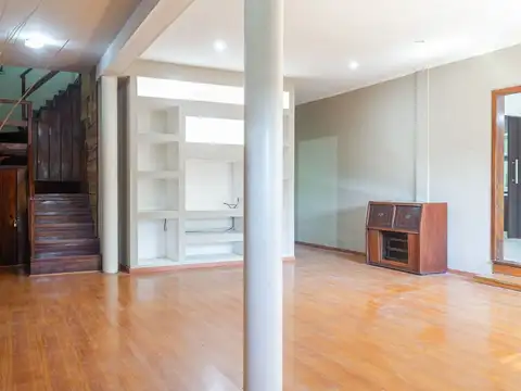 Casa en Venta con 1 cochera