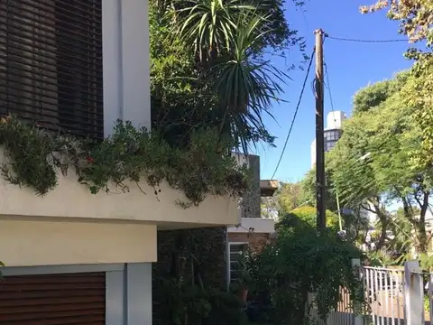 CASA EN ZONA CENTRICA