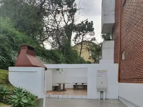 Casa 2 ambientes con 1 baño