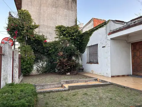 Casa en Venta en Martin Coronado, USD 120.000