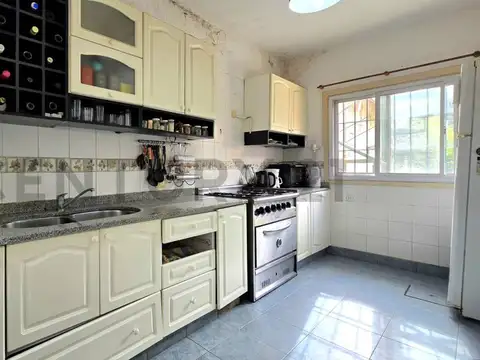 Casa en Venta con 1 cochera