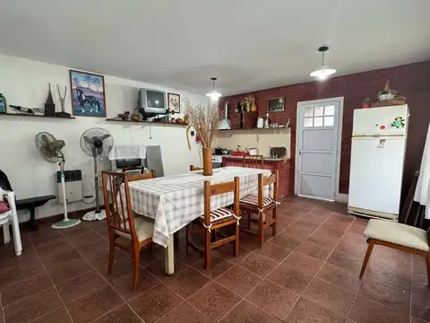 SE VENDE CASA EN SANTO TOME CON GRAN TERRENO