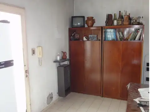 Depto Tipo Casa en Venta en Ramos Mejia, USD 58.000