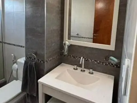 Departamento 5 ambientes con 3 baños