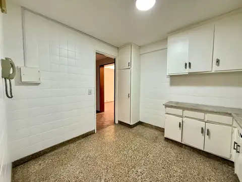 Venta Departamento 5 ambientes en Caballito
