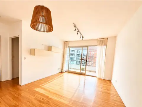 Av Cabildo 100, Piso 7
