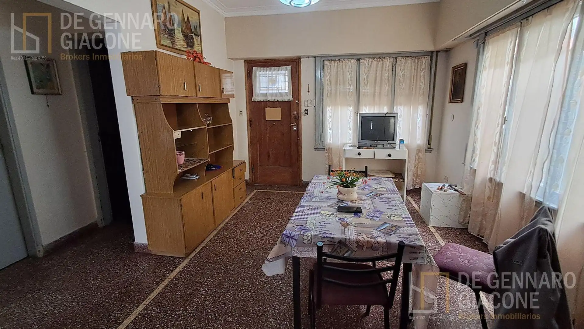 Casa 3 ambientes en barrio San Carlos