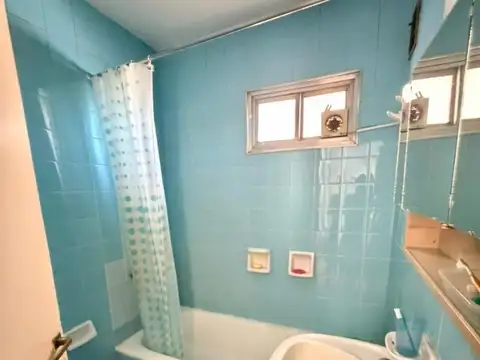 Departamento en Alquiler con 1 cocheras