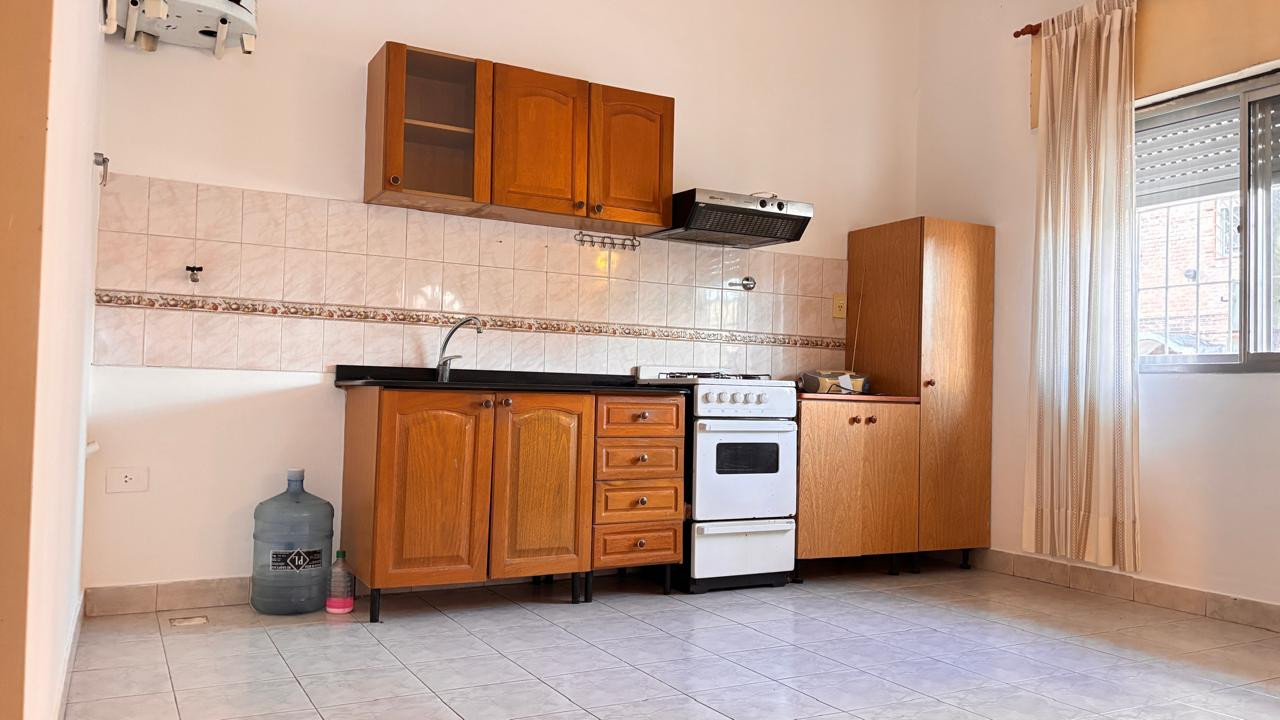 Martín J. Haedo 3800, Piso pb