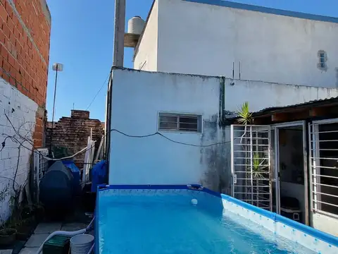 Casa 3 ambientes con 2 baños