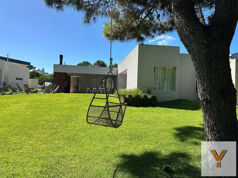 Departamento en Venta en Costa Esmeralda, USD 290.000