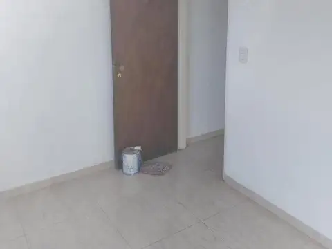 Departamento en Alquiler en Del Viso, $ 420.000