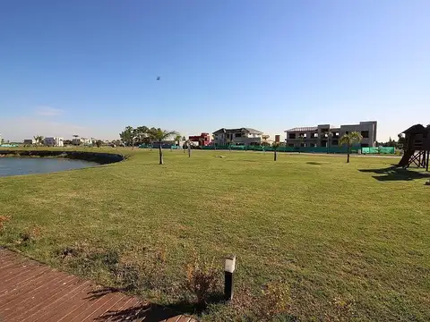 Terreno en venta - 700Mts2 - Lagos de Canning, Esteban Echeverría