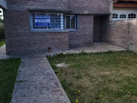 Casa en Alquiler en Soldini, $ 750.000