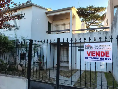 VENTA DE CASA EN ZONA CENTRICA DE CARMEN DE ARECO(B)