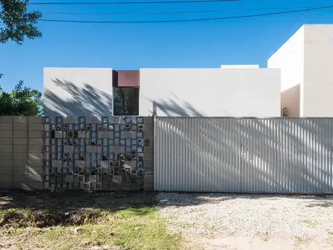 Casa en Villa Elisa