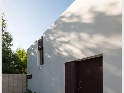 Casa en Venta en Villa Elisa, USD 115.000