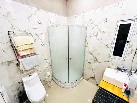 CASA  EN MUY BUEN ESTADO 