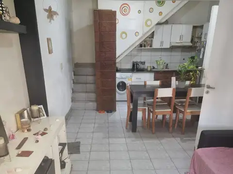 PH EN VENTA EN VILLA DEL PARQUE. SANTA RITA.