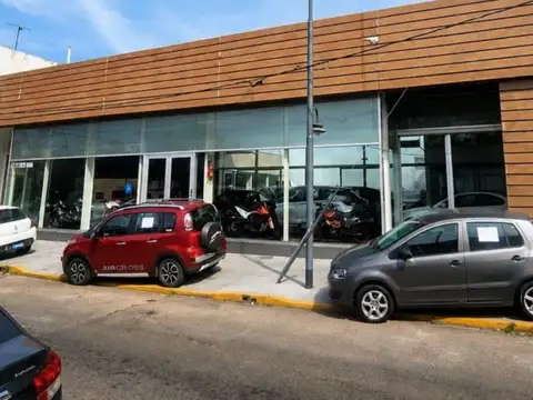 Galpón/ local comercial inmejorable ubicación Villa Martelli