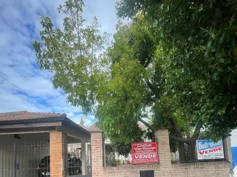 CASA VENTA EN MERLO