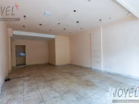 Local en Alquiler en Villa del Parque, $ 1.600.000