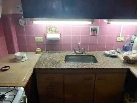 Oportunidad! valor m2 u$s 1048 Venta depto 3 amb Pompeya