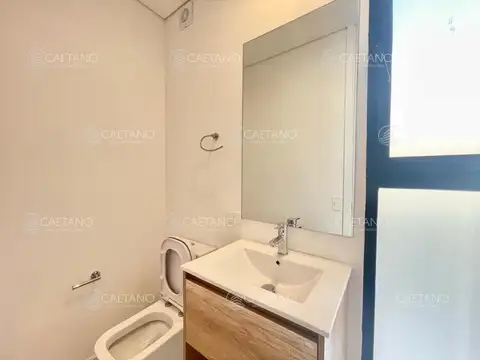 Venta casa tres dormitorios. en Exclusivo barrio privado Laguna de los Cisnes