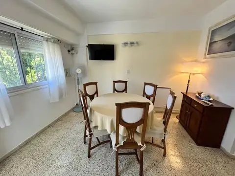 Calle 14 300, Piso 1