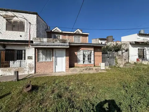 Venta casa 4 ambientes en Quilmes