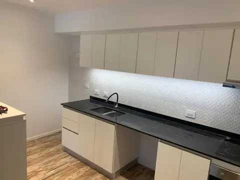 Depto Tipo Casa en Venta de 3 ambientes