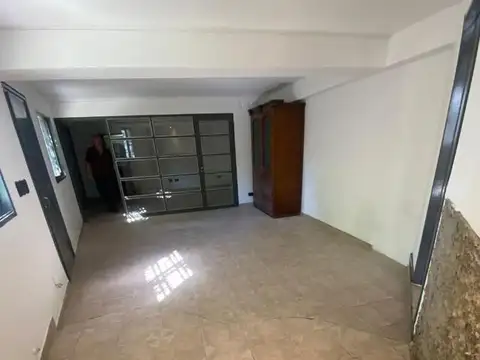 LOCAL COMERCIAL EN ALQUILER CON UBICACIÓN ESTRATÉGICA