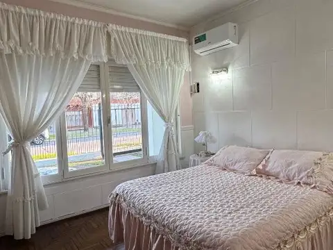 Sarmiento 1300